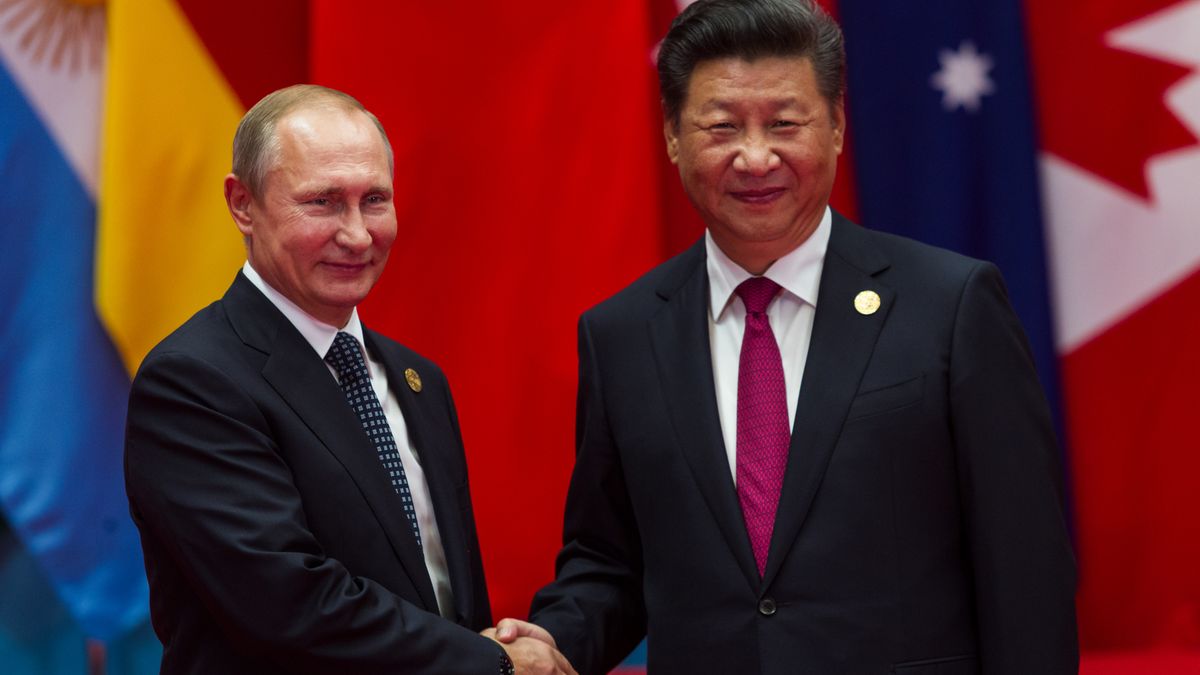 Rusko i Čína se prakticky stávají zemí kultu jedné osobnosti, říká disident